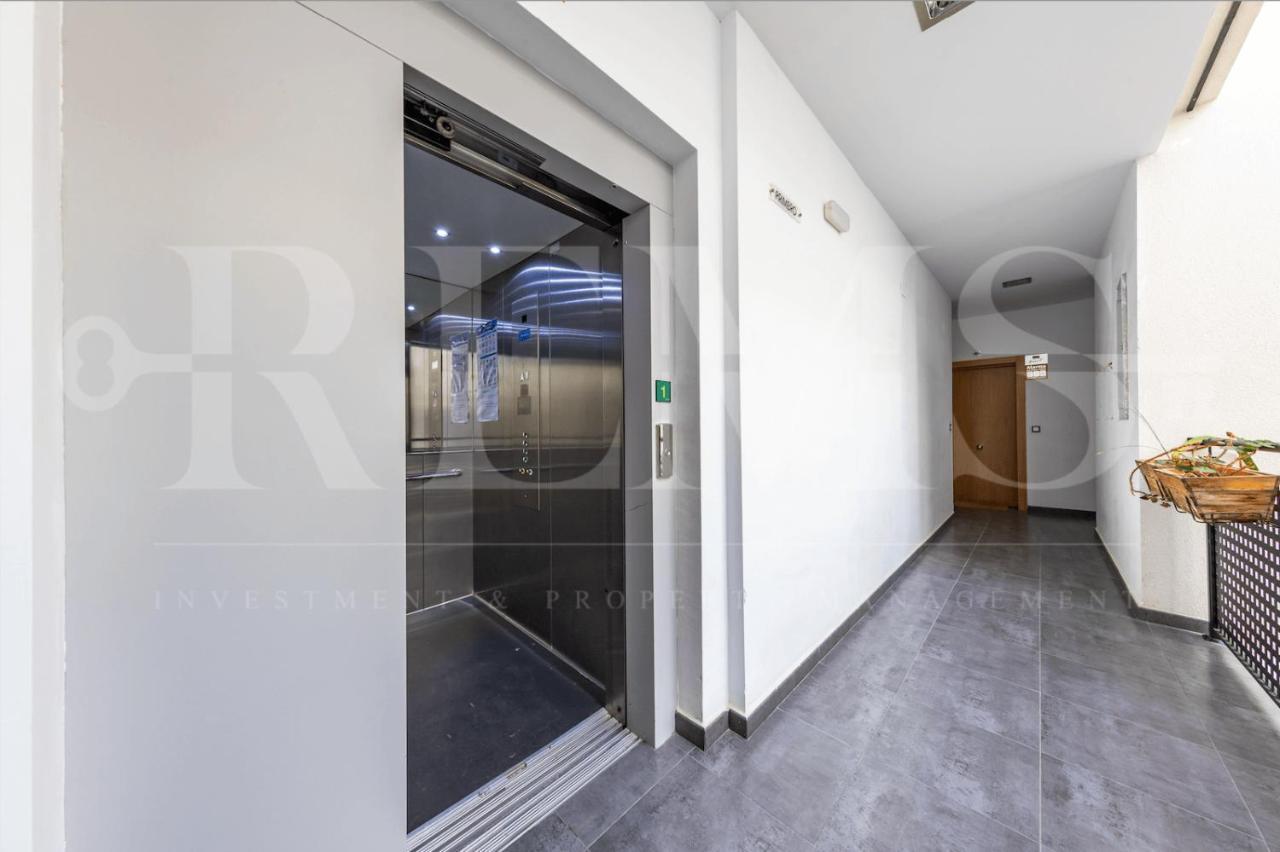 Relaxing Apartment With Parking In The Center By Rems Málaga Extérieur photo