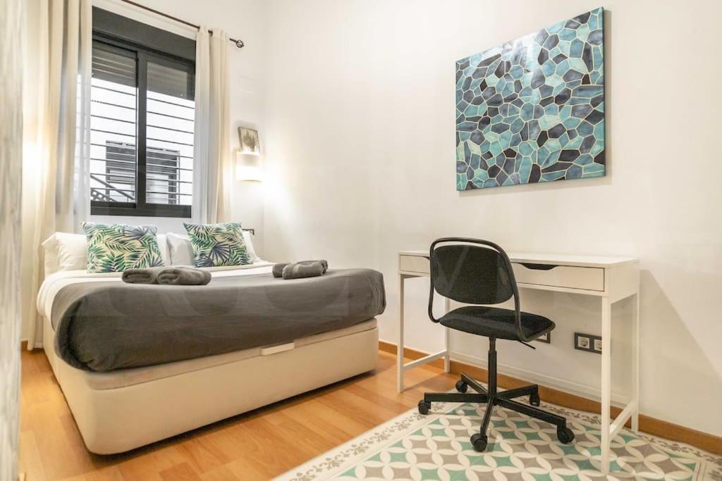 Relaxing Apartment With Parking In The Center By Rems Málaga Extérieur photo