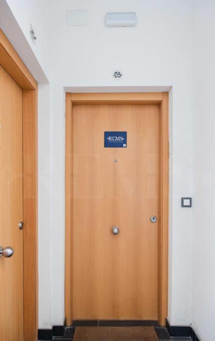 Relaxing Apartment With Parking In The Center By Rems Málaga Extérieur photo