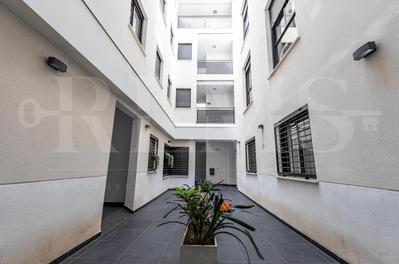 Relaxing Apartment With Parking In The Center By Rems Málaga Extérieur photo